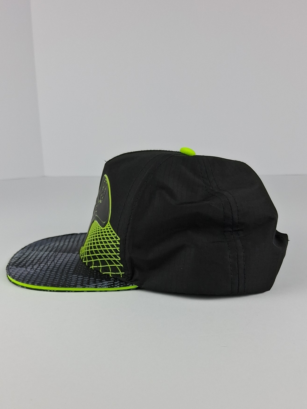 Boys Childrens Place Black & Neon Green Gaming Snapback Hat Size Small/Medium - Picture 8 of 12